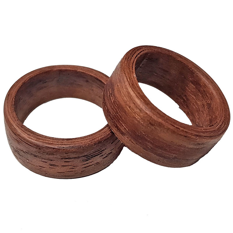 Die Schichtverleimung bei der Bentwood-Methode, Manufaktur-Schwalm Die Schichtverleimung bei der Bentwood-Methode, Manufaktur-Schwalm